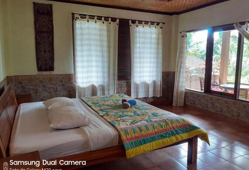 פנסיון Sari Wangi Cottage