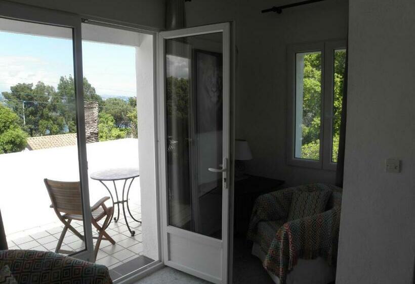 פנסיון Villa Ingrid