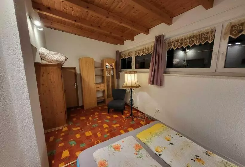 Am Mühlbach   Pension Luttinger