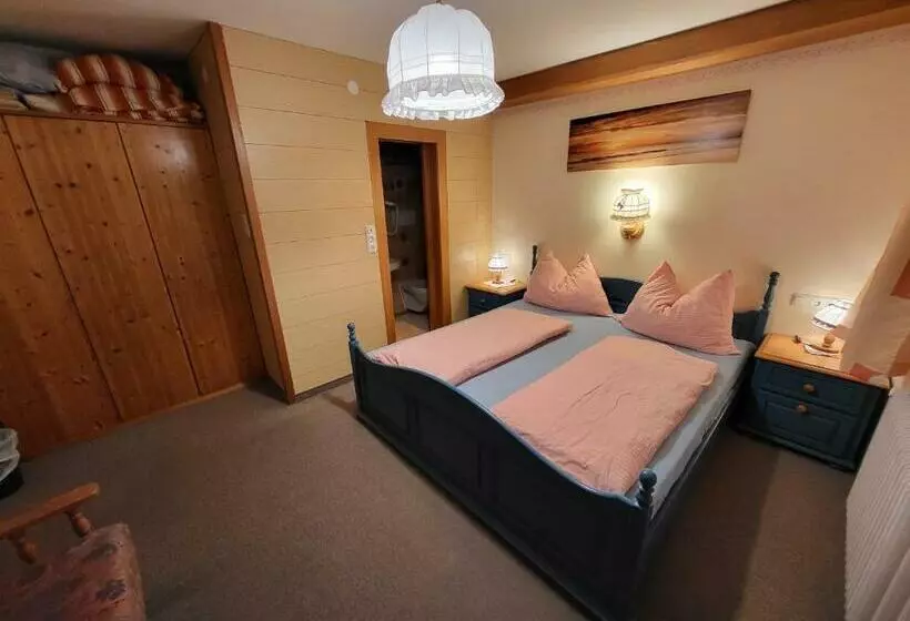 Am Mühlbach   Pension Luttinger