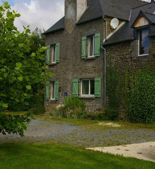 ベッドアンドブレックファースト Chambre D Hôtes De Pirieuc