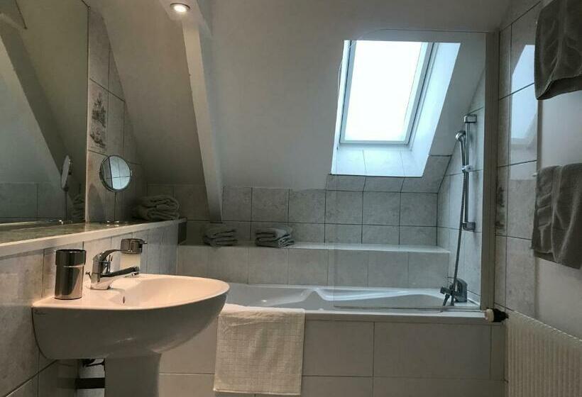 ベッドアンドブレックファースト Chambres D Hôtes Le Clos Tassin