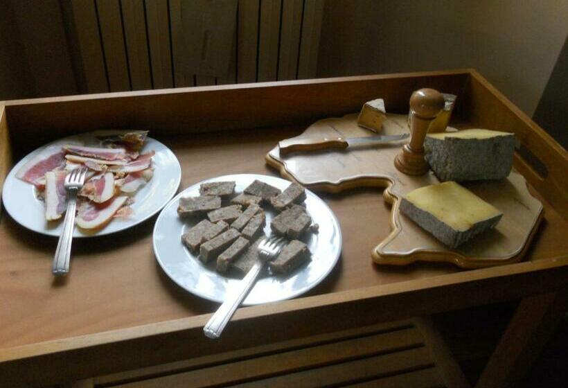 تختخواب و صبحانه Château De La Moissetie