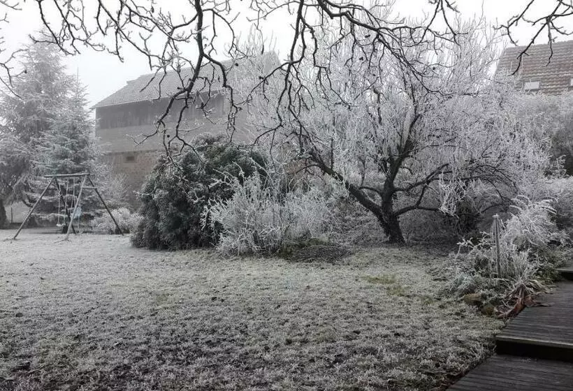 Aamiaismajoitus (B&B) Gîte Et Chambres D Hôtes, L Erable