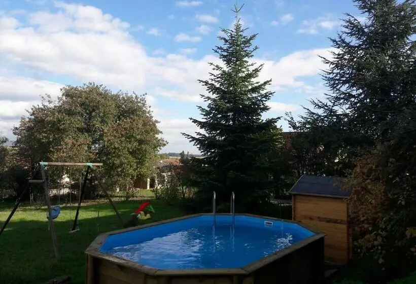 Aamiaismajoitus (B&B) Gîte Et Chambres D Hôtes, L Erable