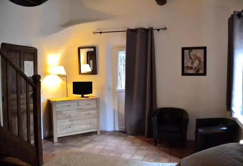 Hotelli Auberge D Anais