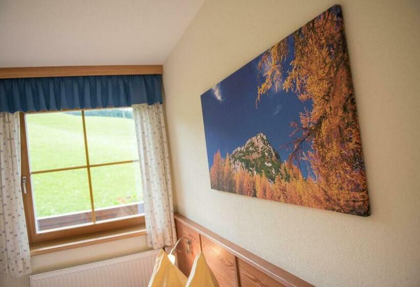 בית מלון כפרי Hinteregghof