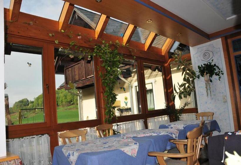 Пансион Gästehaus Anna