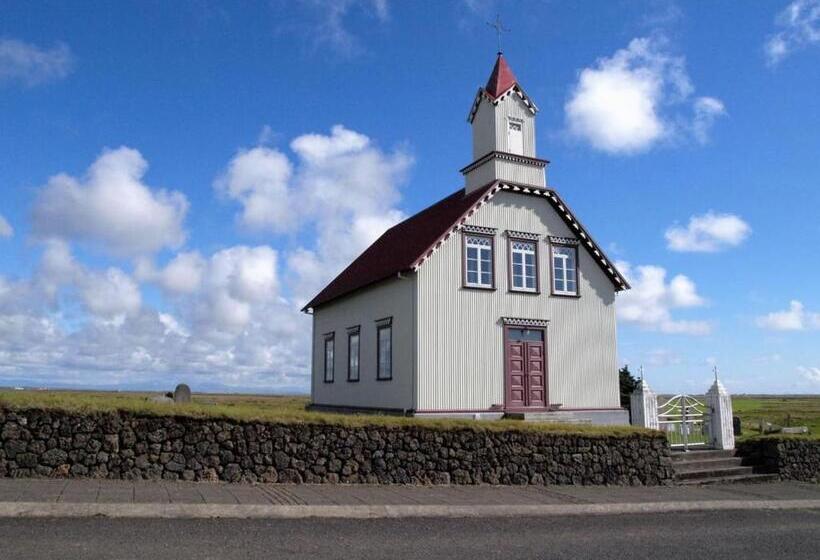 پانسیون The Old School House   Gaulverjaskoli