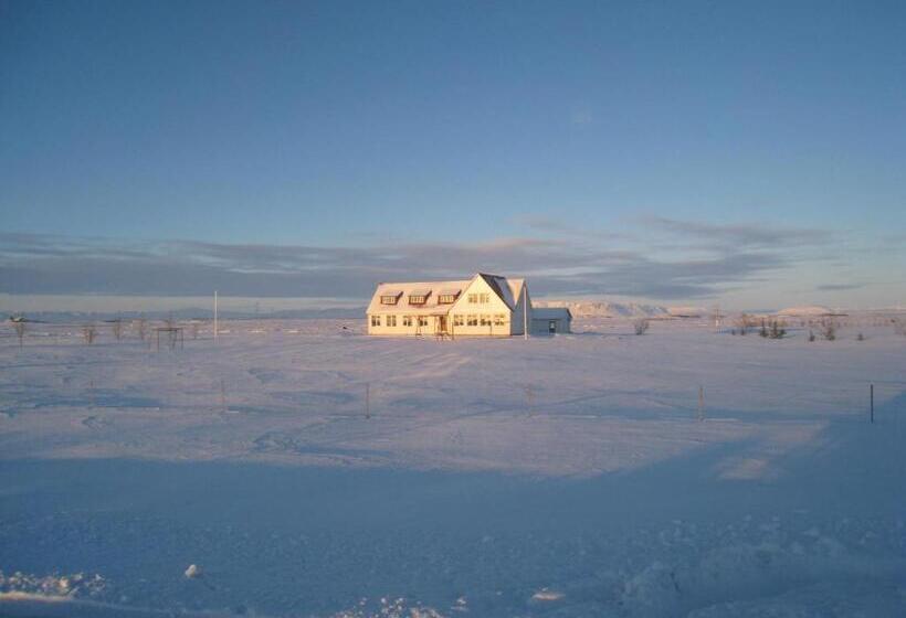 پانسیون The Old School House   Gaulverjaskoli