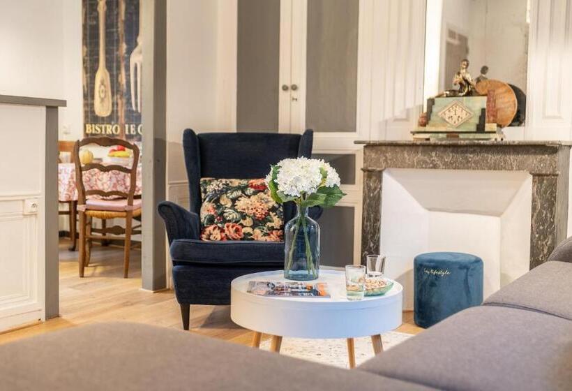 Townhouse Trouville   Appart Hotel & Studios