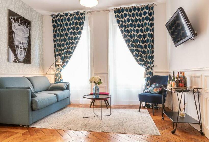 Townhouse Trouville   Appart Hotel & Studios