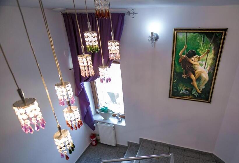 Villa Casafina Serviced Apartments