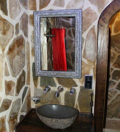 ベッドアンドブレックファースト Auberge Toison D Or