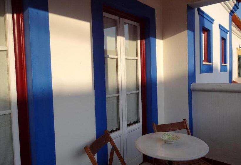 住宿加早餐  Casazul Milfontes