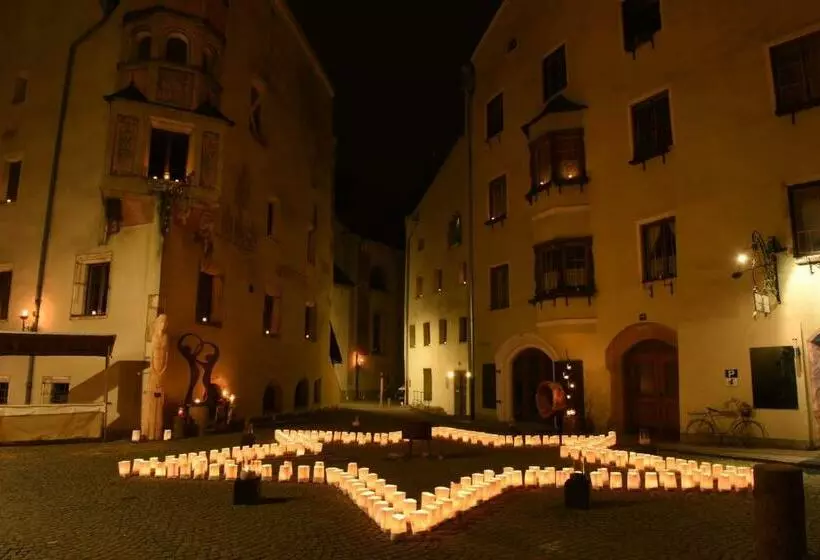 Aamiaismajoitus (B&B) Haus Schlosskeller