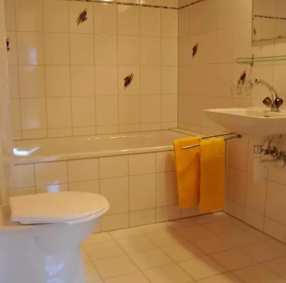 Aamiaismajoitus (B&B) Pension Staldacher