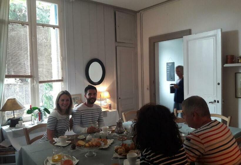 مبيت وإفطار Villa Frivole