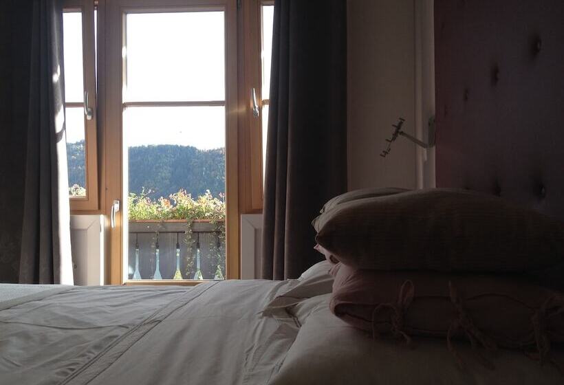 酒店 30   Adults Only