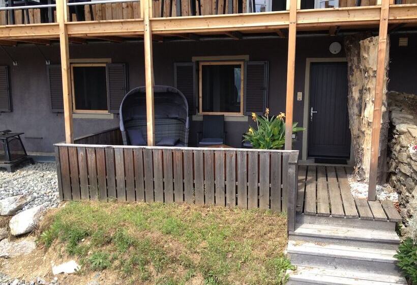 酒店 30   Adults Only