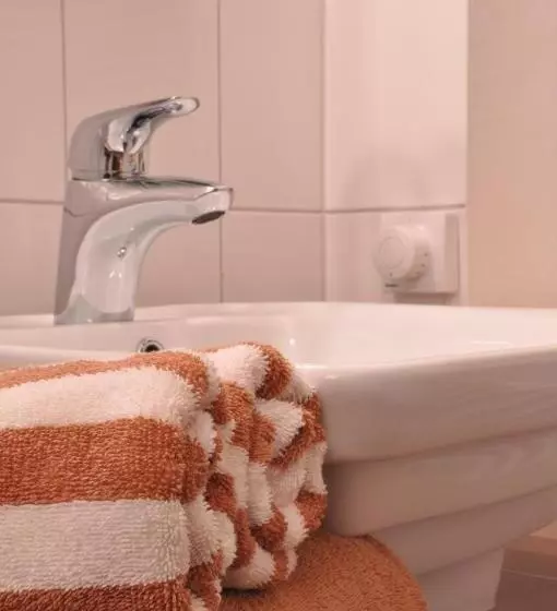 Buten Diek Hotel Restaurant Gmbh &