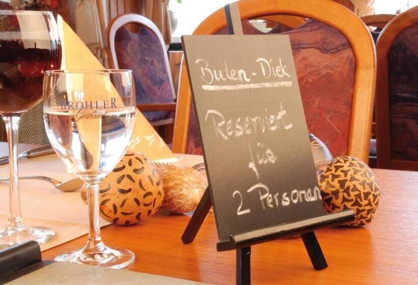 Buten Diek Hotel Restaurant Gmbh &