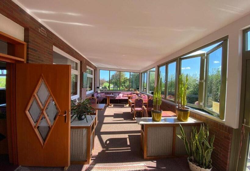 Buten Diek Hotel Restaurant Gmbh &