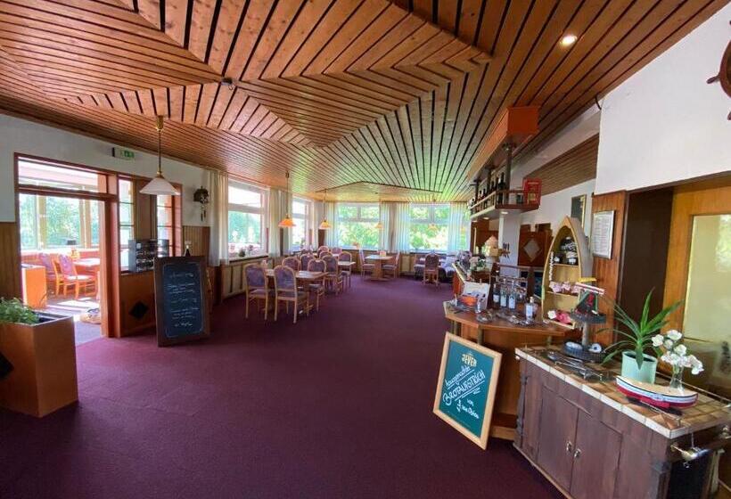 Buten Diek Hotel Restaurant Gmbh &