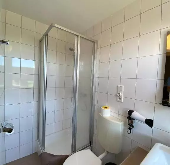 Buten Diek Hotel Restaurant Gmbh &