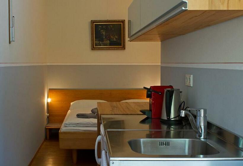 ペンション Alte Remise