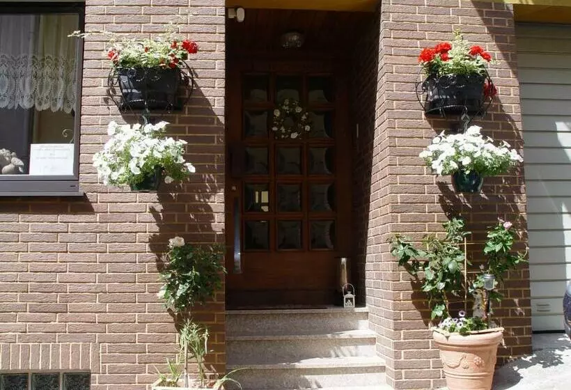 Majatalo Gästehaus Am Römerbad