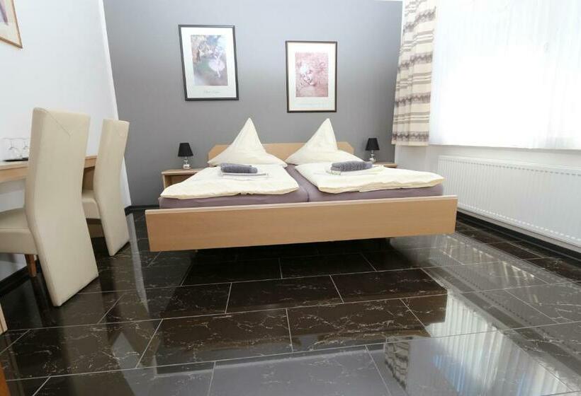 פנסיון Gästehaus Am Römerbad