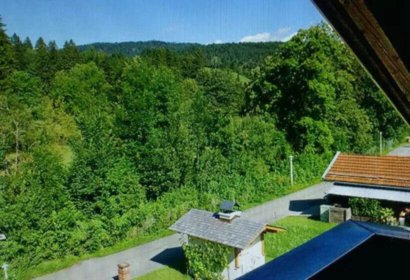 Majatalo Gästehaus Kurparkfrieden