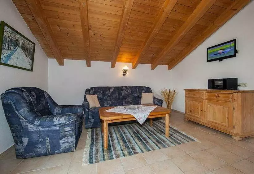 Majatalo Gästehaus Kurparkfrieden