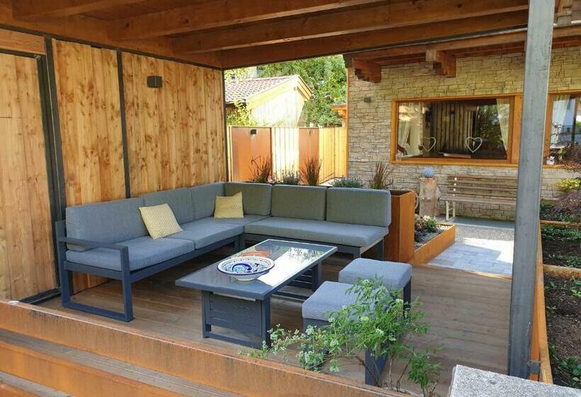 膳宿费 Haus Renswouw