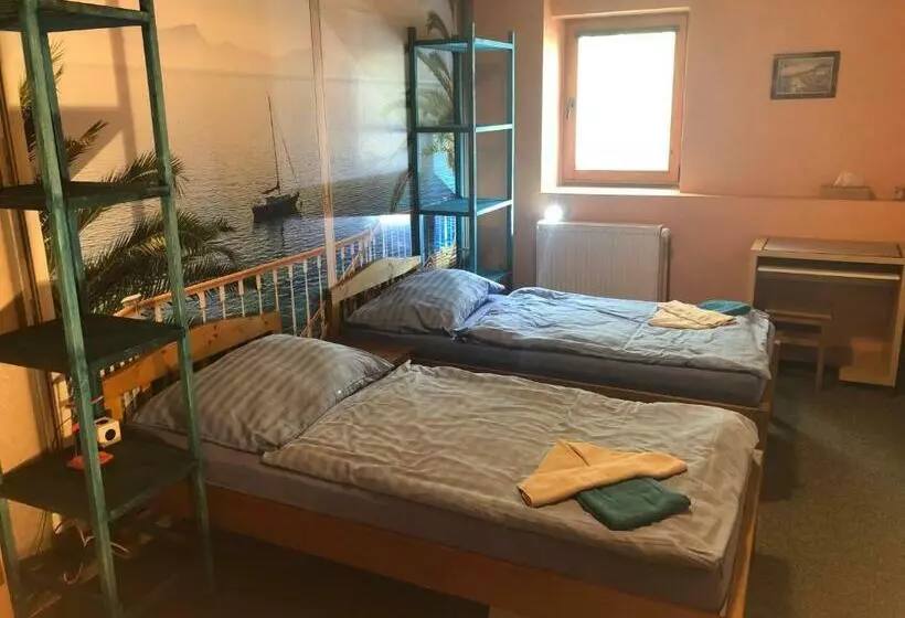 Majatalo Penzion Kapitanka