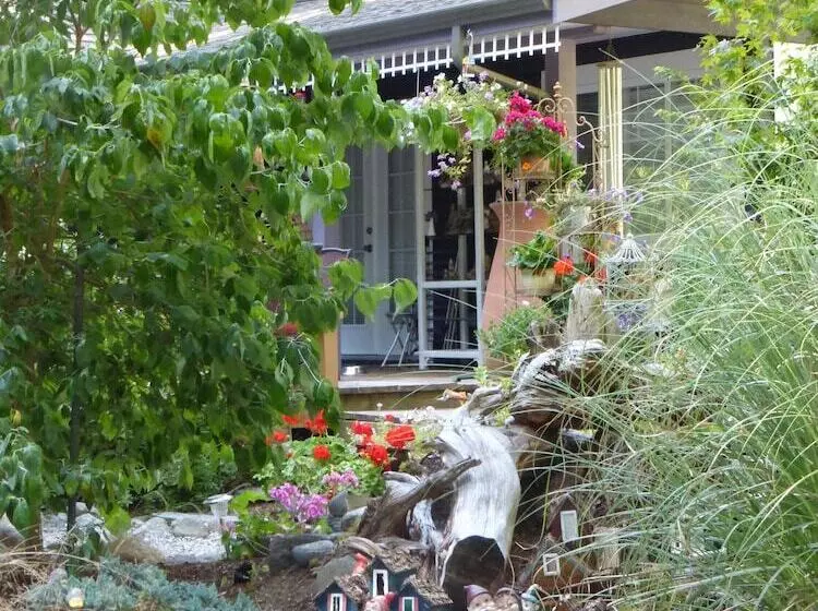 Tea Cozy Bed & Breakfast
