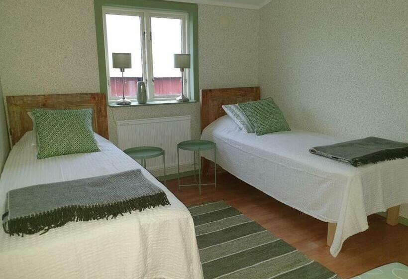 Marsjö Gård Bo & Yoga Vandrarhem