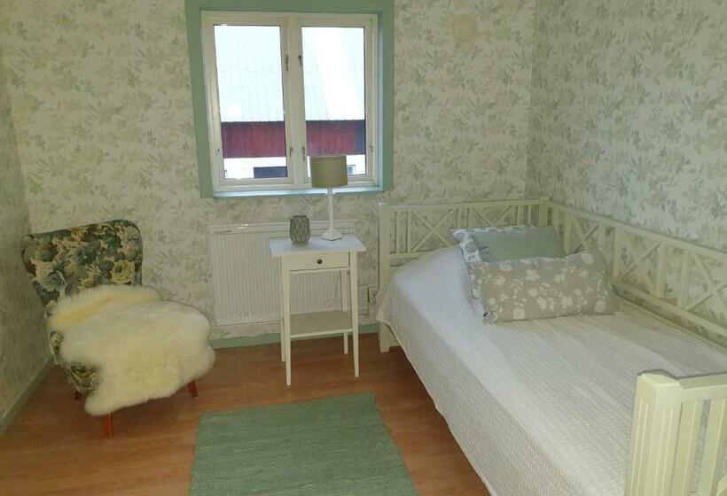 Marsjö Gård Bo & Yoga Vandrarhem