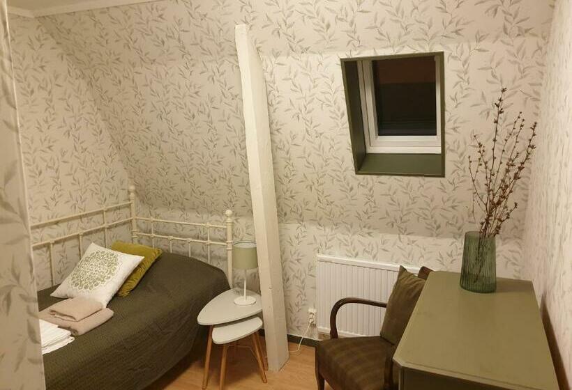 Marsjö Gård Bo & Yoga Vandrarhem