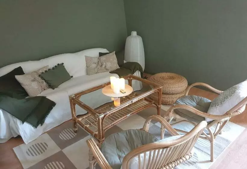Marsjö Gård Bo & Yoga Vandrarhem