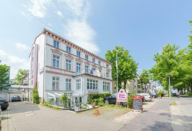 פנסיון Haus Troja