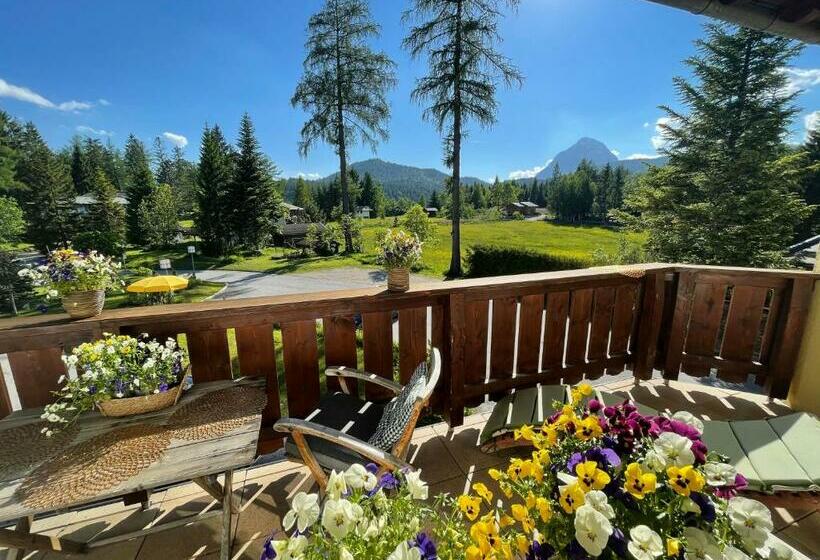 Landhaus Charlotte Apartments Tirol