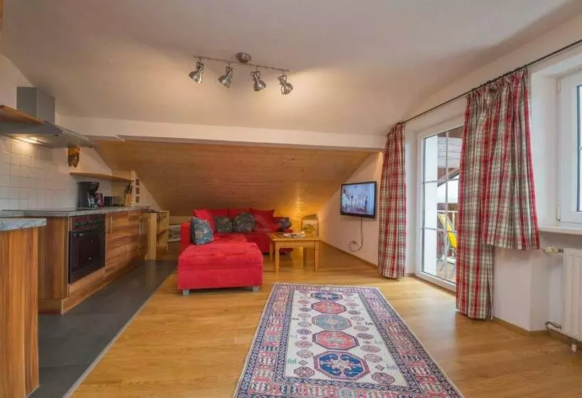 Landhaus Charlotte Apartments Tirol