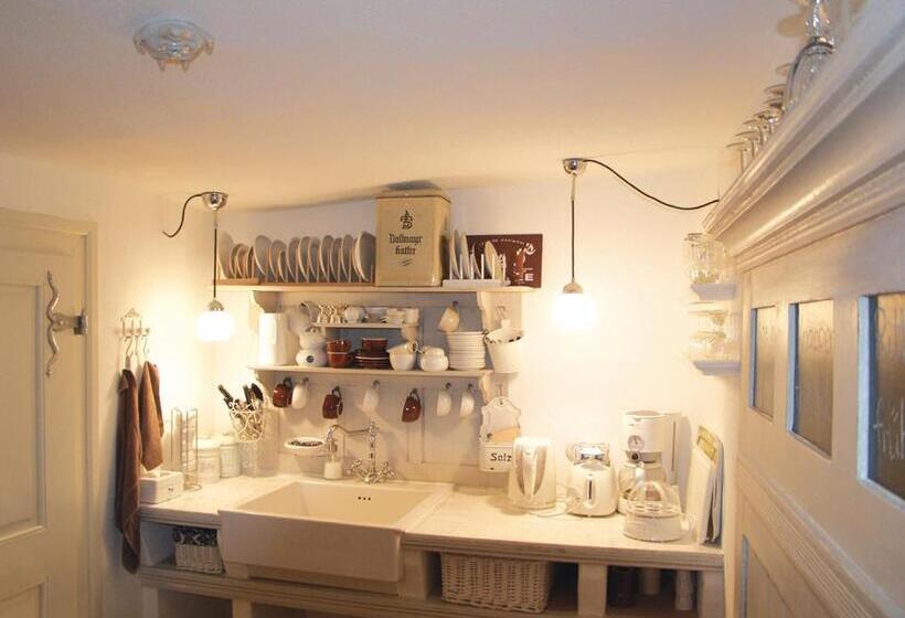 פנסיון Gästehaus Hölle 12