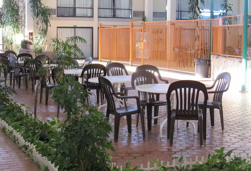 호텔 Best Western Plus Columbia River  & Conference Center