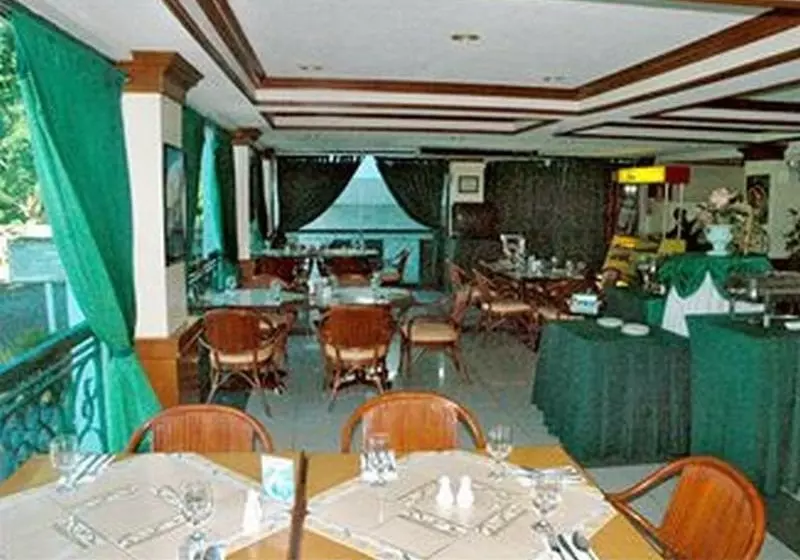 Days Hotel Cebu Airport