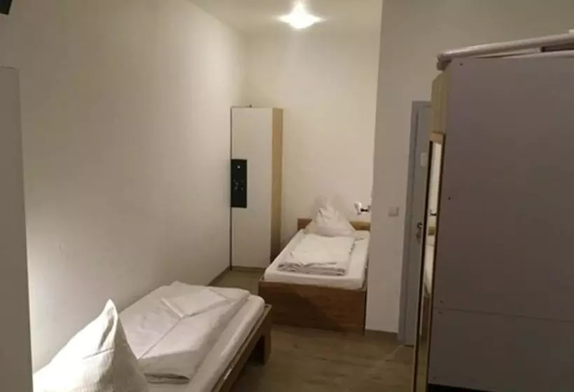 Gästehaus Kaiserpassage Ihr Cityhostel