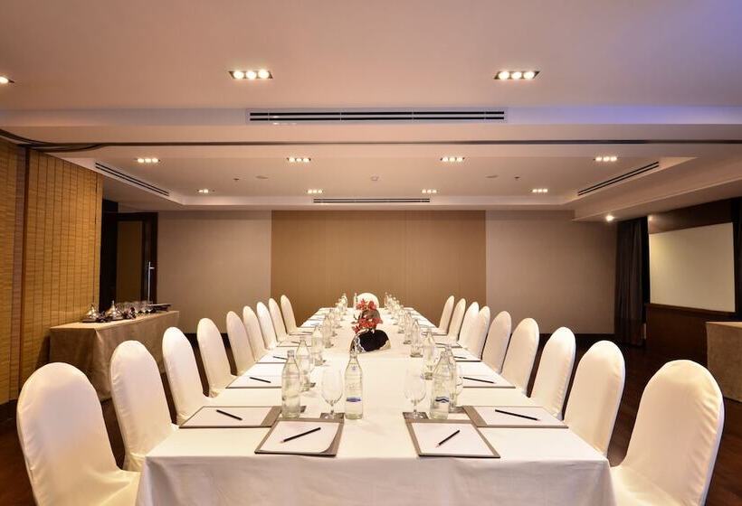 هتل Aetas Lumpini