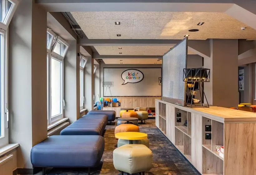 هتل a&o Hamburg City